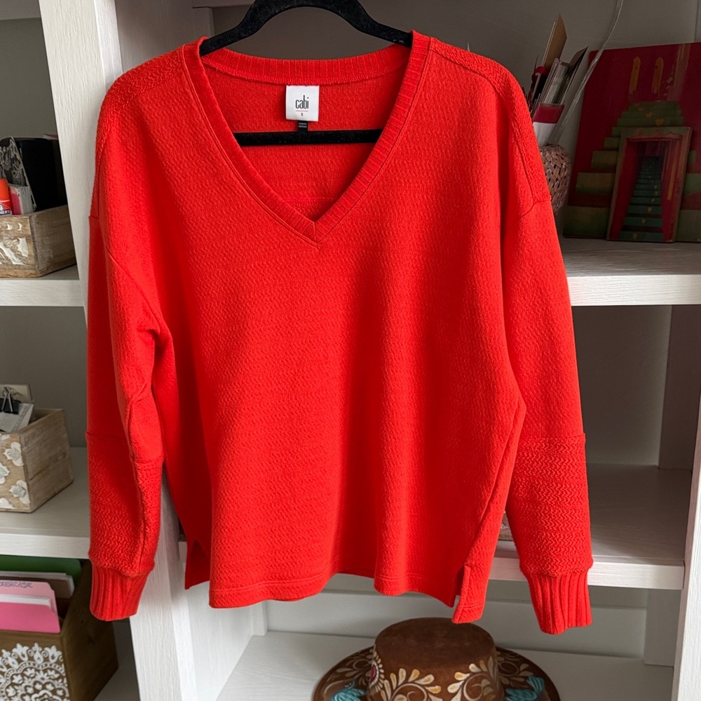 NWOT Cabi like new bright red Capri Sweatshirt #6605. Size Small. Was $109